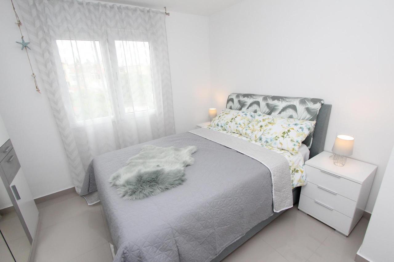 Apartment Sorriso 2 Rovinj Exterior foto